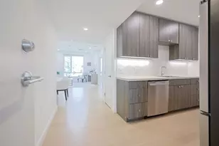 368 Pleasant St, Malden, MA 02148 - Photo 6