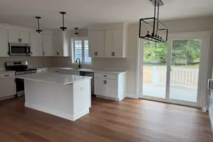 11A Hudson Dr, Berkley, MA 02779 - Photo 4