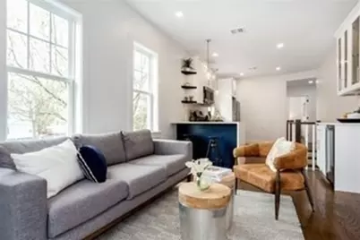 7 Reeds Ct #2, Somerville, MA 02145 - Photo 2