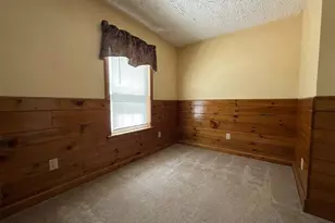 41 Smith St, Fitchburg, MA 01420 - Photo 22