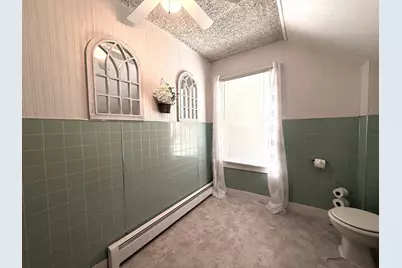 41 Smith St, Fitchburg, MA 01420 - Photo 32