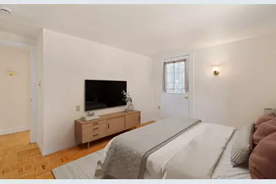 316 Emery St, Dracut, MA 01826 - Photo 12