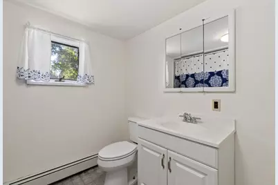 316 Emery St, Dracut, MA 01826 - Photo 24
