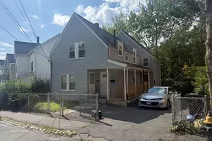 29 Easton Ave, Boston, MA 02136 - Photo 2