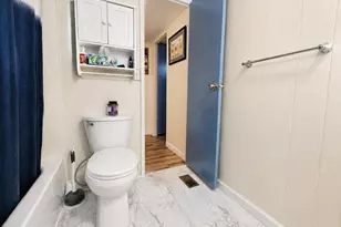 1237 Central St, Leominster, MA 01453 - Photo 12
