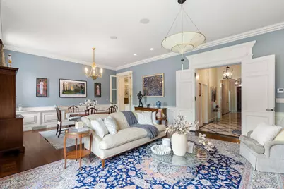 242 Beacon St #5, Boston, MA 02116 - Photo 4
