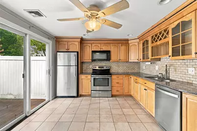 835 Mount Hope St #22, North Attleboro, MA 02760 - Photo 8