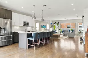 8 Baker Ct, Boston, MA 02125 - Photo 4