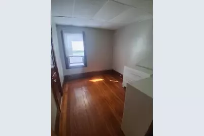 122 Princeton St, New Bedford, MA 02745 - Photo 22