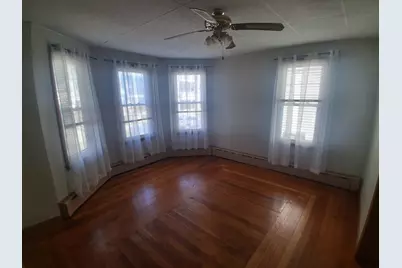 122 Princeton St, New Bedford, MA 02745 - Photo 10