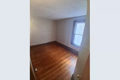 122 Princeton St, New Bedford, MA 02745 - Photo 18
