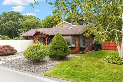 24 Fisherman Rd, Fairhaven, MA 02719 - Photo 2