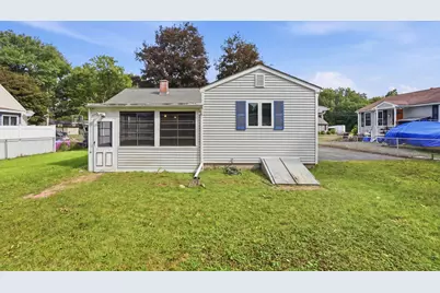 40 W Belmont St, Ludlow, MA 01056 - Photo 10