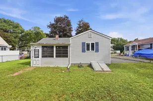 40 W Belmont St, Ludlow, MA 01056 - Photo 10