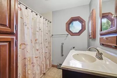 40 W Belmont St, Ludlow, MA 01056 - Photo 24