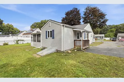 40 W Belmont St, Ludlow, MA 01056 - Photo 8