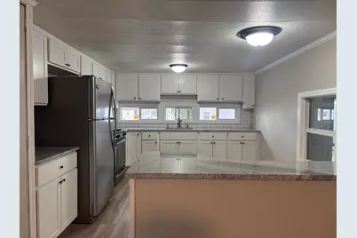 1346 Newport Ave #B17, Attleboro, MA 02703 - Photo 2