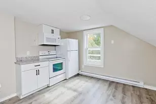 1039-1041 Central St, Palmer, MA 01069 - Photo 10
