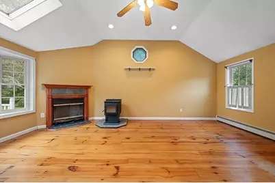 14 Joanna Dr, Rutland, MA 01543 - Photo 4
