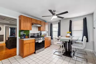 32 Park Rd, Brockton, MA 02301 - Photo 2