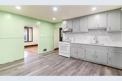 126 Glendale Rd #1, Quincy, MA 02169 - Photo 2