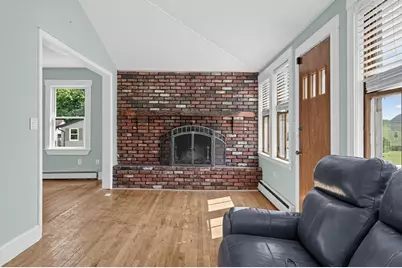 47 Fremont St, Taunton, MA 02780 - Photo 12