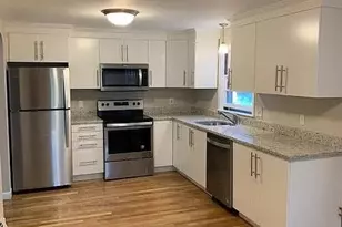7 Esmond Ave, Wakefield, MA 01880 - Photo 1
