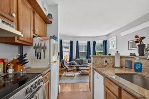 34 Central St, Somerville, MA 02143 - Photo 8
