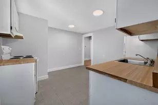 34 Central St, Somerville, MA 02143 - Photo 24