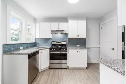 37 Richardson Ave #3704, Wakefield, MA 01880 - Photo 2