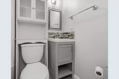 17 Estes St, Everett, MA 02149 - Photo 12