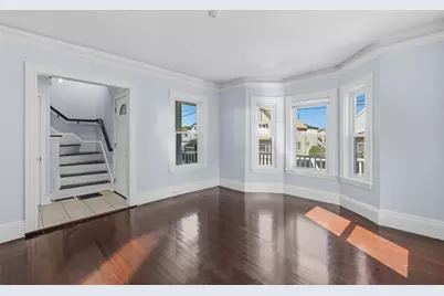 17 Estes St, Everett, MA 02149 - Photo 8