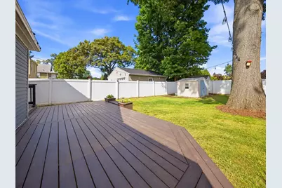 96 Catherine St, Chicopee, MA 01013 - Photo 28