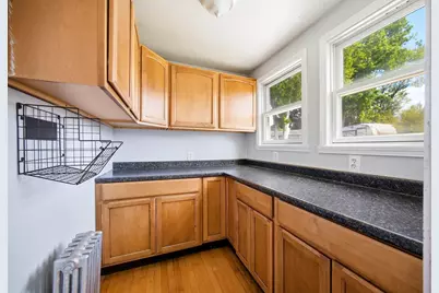 96 Catherine St, Chicopee, MA 01013 - Photo 8
