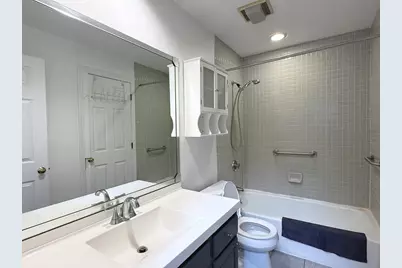 10 Weston Ave #420, Quincy, MA 02170 - Photo 6