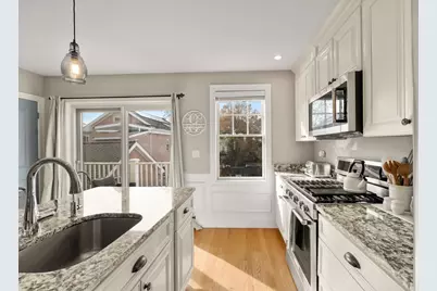 30 Park St #3, Boston, MA 02122 - Photo 8