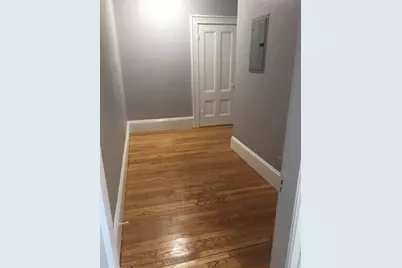 2 Monument Square #3, Beverly, MA 01915 - Photo 6