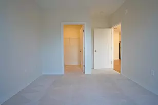 289 Walk Hill Rd, Boston, MA 02131 - Photo 14