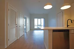 289 Walk Hill Rd, Boston, MA 02131 - Photo 8
