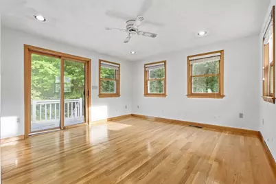 32 Westwood Street, Burlington, MA 01803 - Photo 18