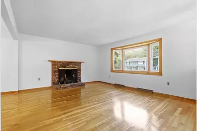 32 Westwood Street, Burlington, MA 01803 - Photo 6