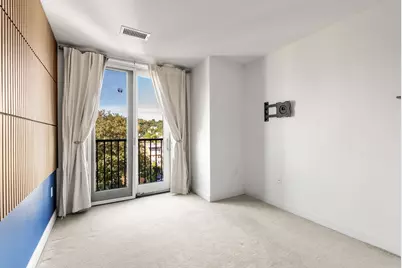 327 Centre St #206B, Boston, MA 02130 - Photo 2