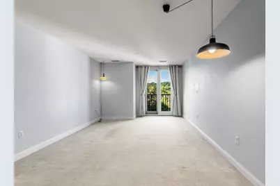327 Centre St #206B, Boston, MA 02130 - Photo 4