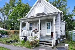 34 Cambridge St, Springfield, MA 01109 - Photo 2