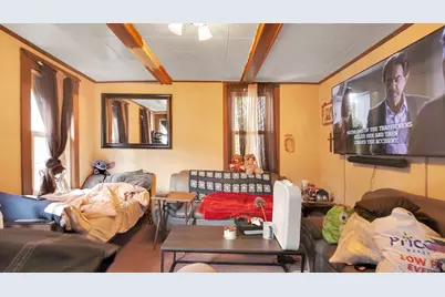 34 Cambridge St, Springfield, MA 01109 - Photo 8