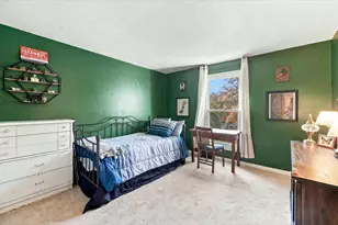 7 Shadowbrook Ln, Milford, MA 01757 - Photo 14