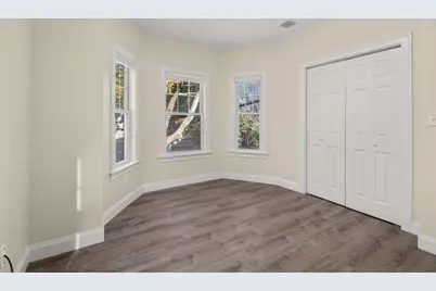22 Oakland Street #B, Newton, MA 02458 - Photo 8