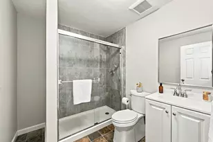 123 Merrimack Meadows Ln, Tewksbury, MA 01876 - Photo 20