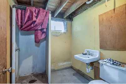 129 Forest St, Haverhill, MA 01832 - Photo 40
