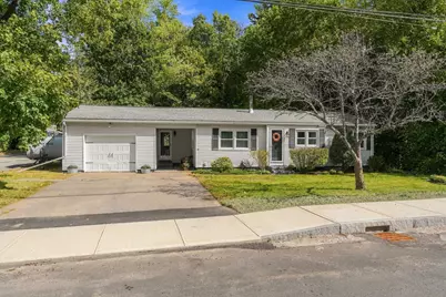 418 Millville Rd, Uxbridge, MA 01569 - Photo 4